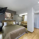 Hotel The Place & 5*
