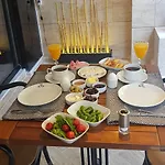 The Place & Hotel 5*