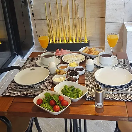 The Place & Hotel 5*