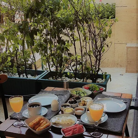 The Place & Hotel 5*