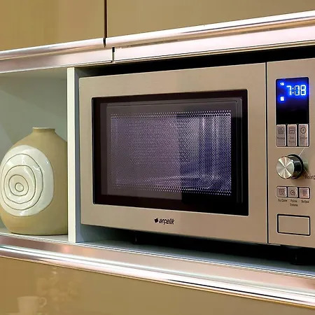 Hotel The Place & Istanbul